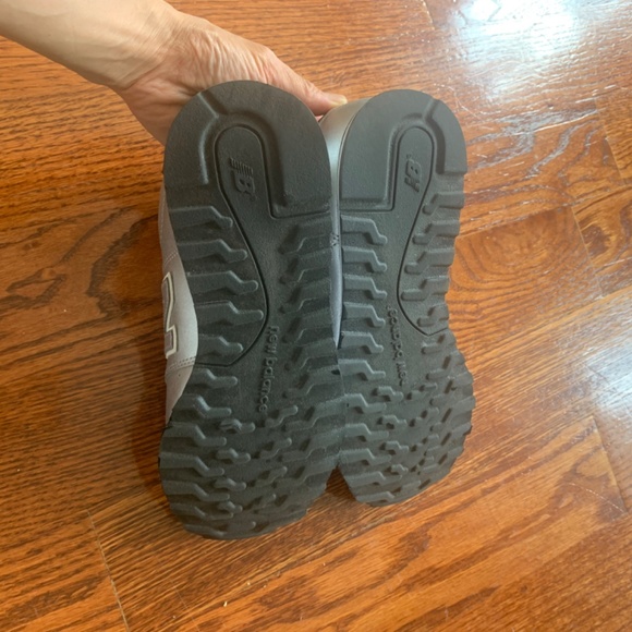 EUC NEW BALANCE 500 W 6.5 uk 4.5 eu 37 silver - Picture 8 of 8